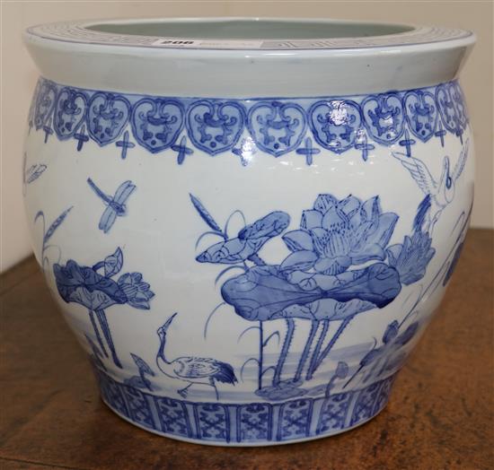 A Chinese blue and white jardiniere, diameter 36cm